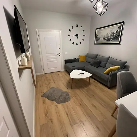 Apartment Ring Center Downtown