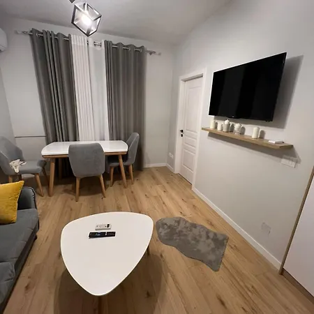 Ring Center Downtown Апартаменты Тирана