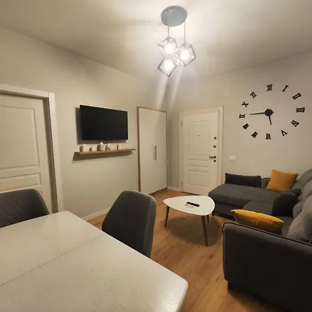 Apartment Ring Center Downtown Tirana